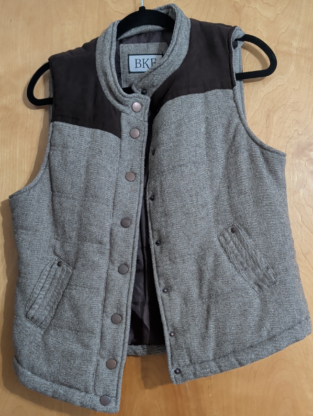 BKE Quilted Tweed Vest in Gray and Brown
